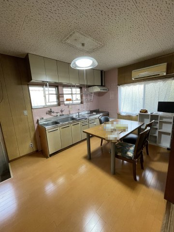 和歌山市和歌川町・中古戸建・54722のキッチン