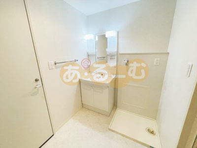 【洗面所】 | ラフィネ淀川