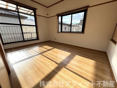 【その他】 | ハイツ竹内Ⅰ | 2F南側の洋室6帖