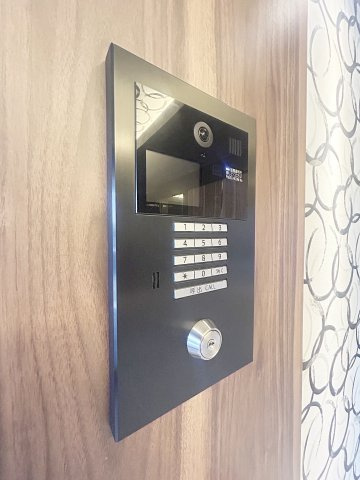 SHOKEN Residence名古屋今池のエントランス