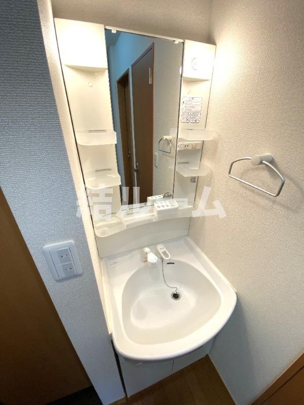 豊島区池袋３丁目の賃貸マンションの洗面所