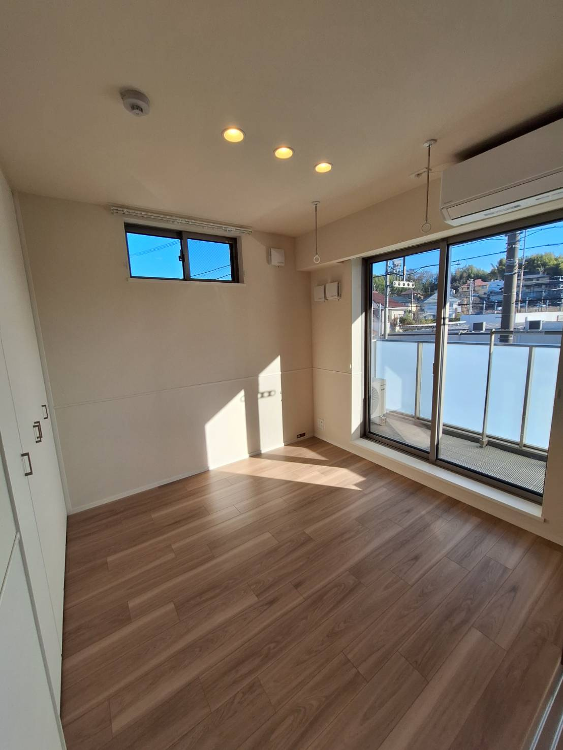 王禅寺西７丁目メゾンの居間・リビング