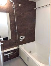 メゾンパルティールの浴室