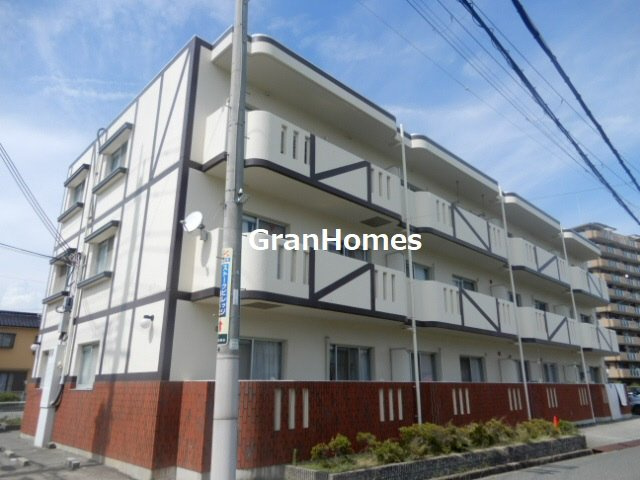 グリーンエイトⅢの外観