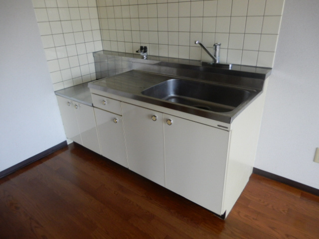 グリーンエイトⅢのキッチン