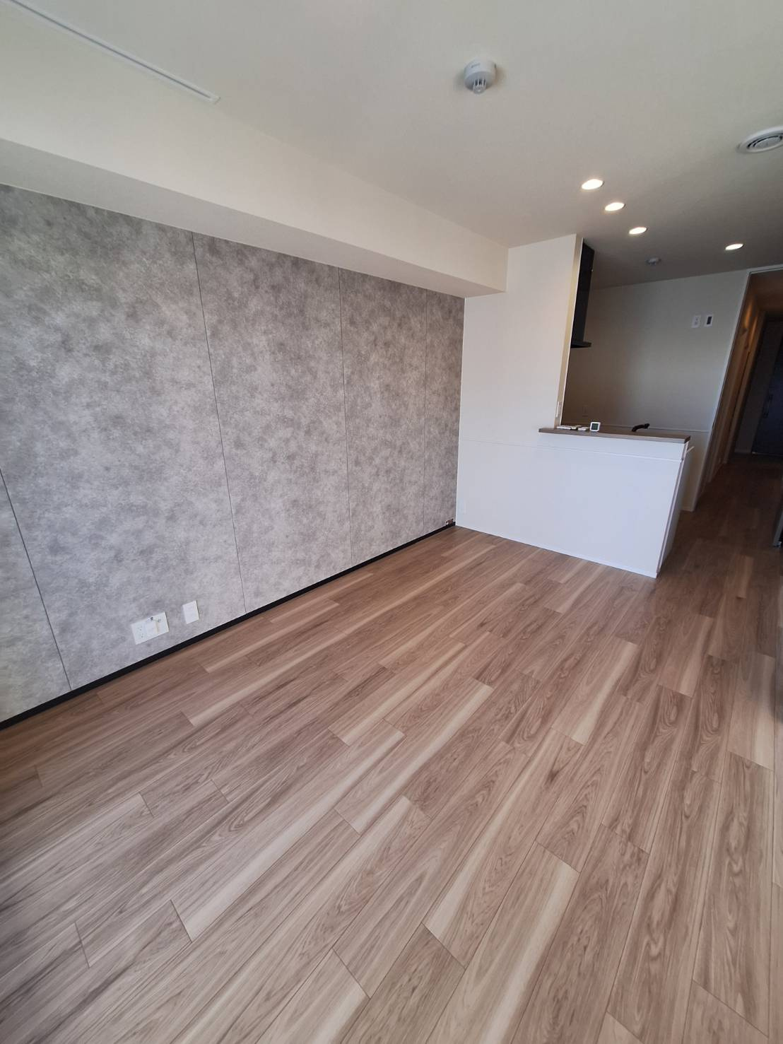 王禅寺西７丁目メゾンの居間・リビング