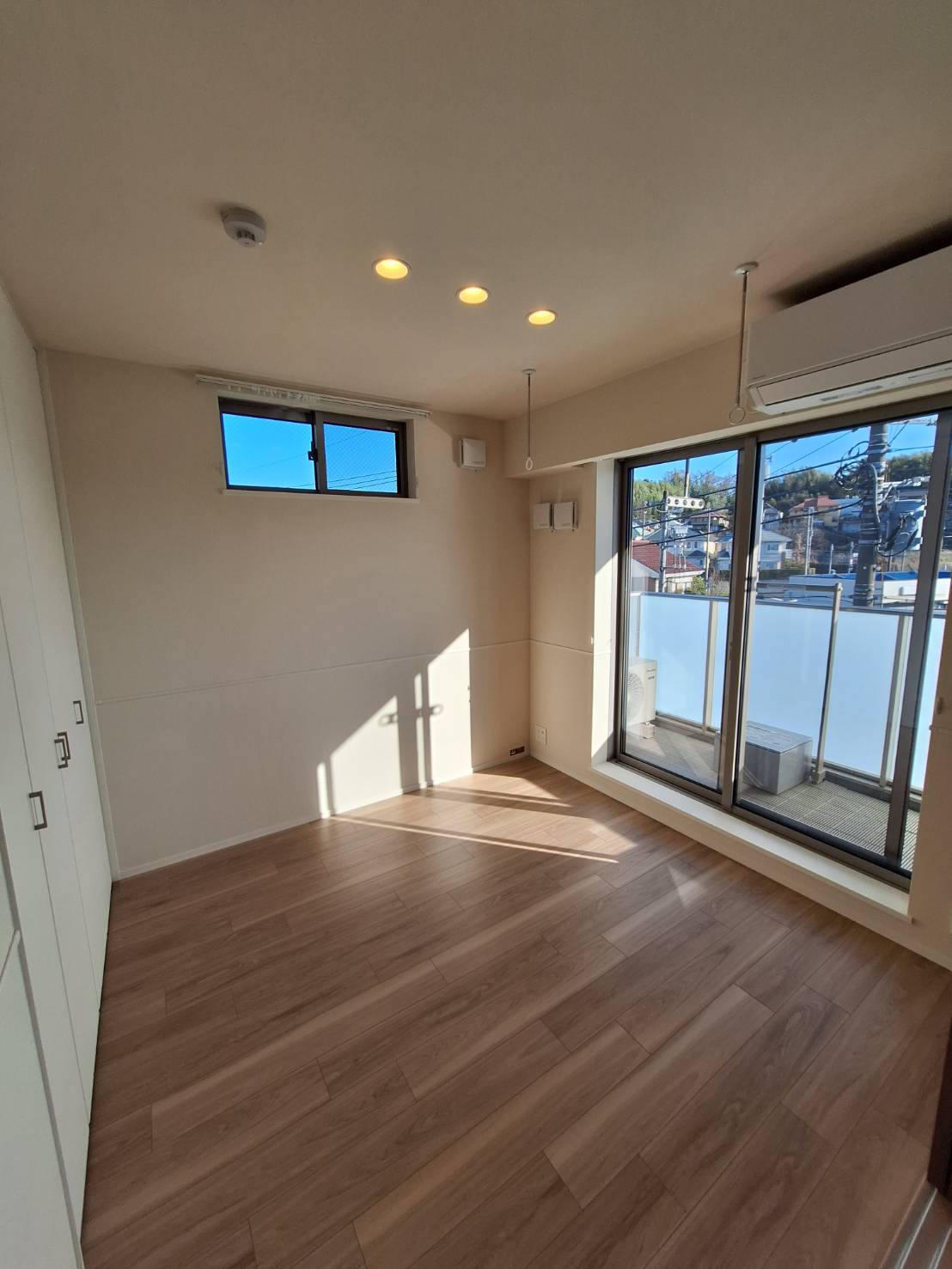 王禅寺西７丁目メゾンの居間・リビング