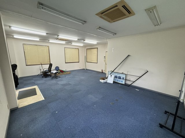 久留米市国分町の事務所の内装