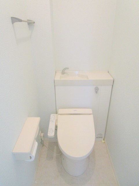 Garnet-BaBa（ガーネット馬場）のトイレ|ウォシュレット付きのお風呂