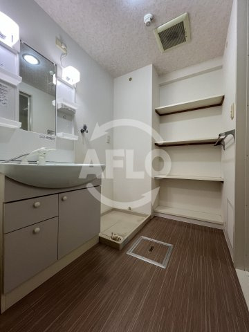 ルナ・エスパシオ　田中小学校区の洗面所|ルナ・エスパシオ　洗面所