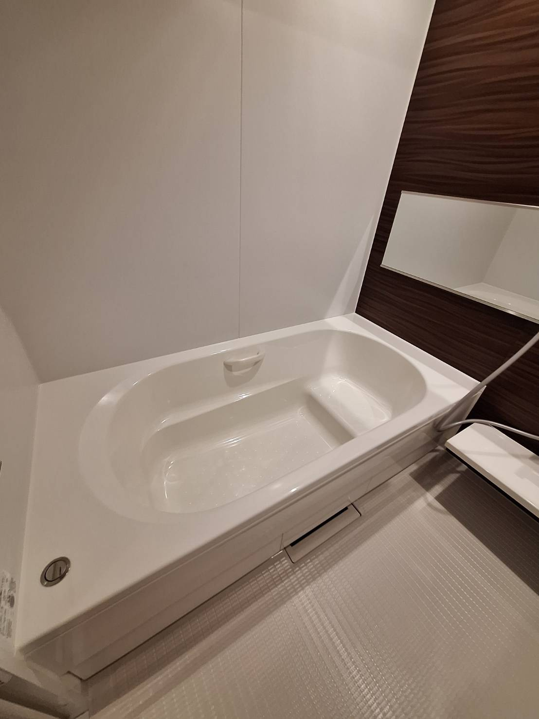 王禅寺西７丁目メゾンの浴室