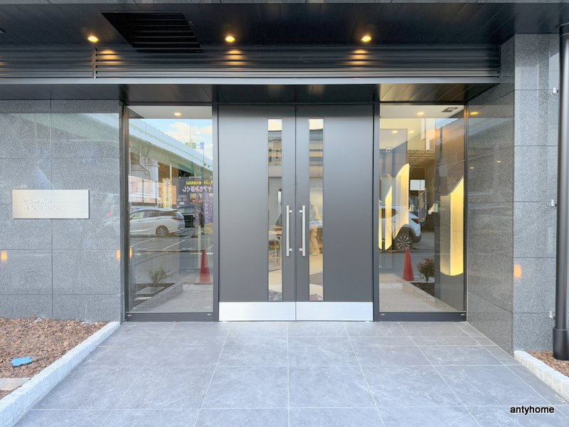 プレサンス長田レジェ―ル　仲介手数料無料のエントランス