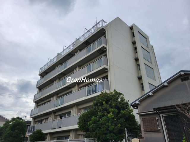 ベルトピア西明石Ⅲの外観