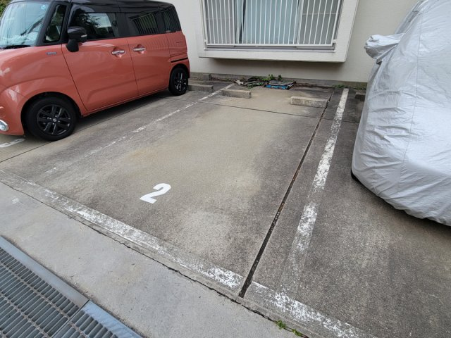 ベルトピア西明石Ⅲの駐車場