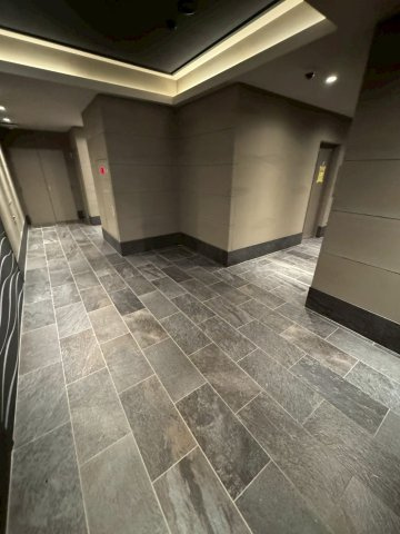 ミュプレ巣鴨駅前のエントランス