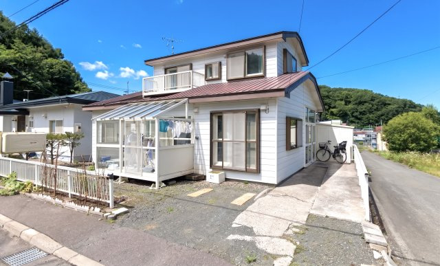 網走市錦町１６２番中古住宅
