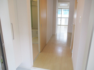 【玄関】 | だるまマンション | 別のお部屋の写真です。