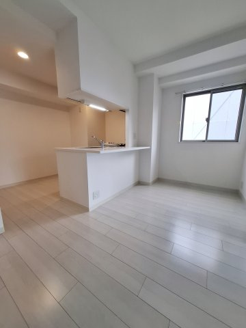 Verde西宮の居間・リビング