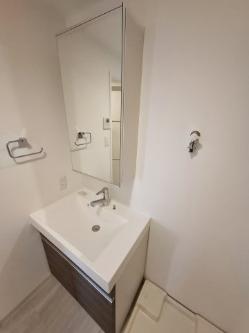 Verde西宮の洗面所