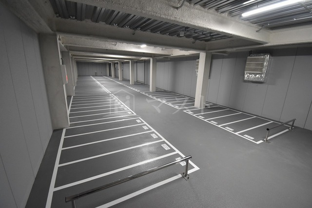 ＲＪＲ堺筋本町タワーの駐車場