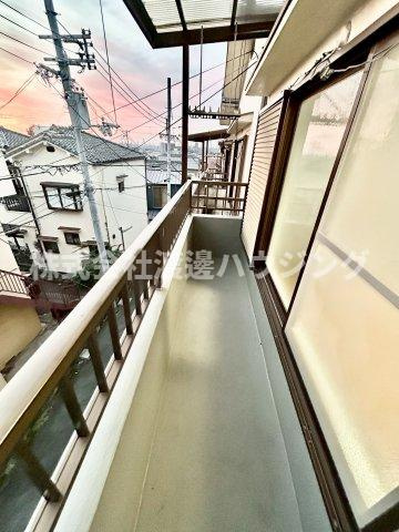 瓢箪山町一戸建のバルコニー