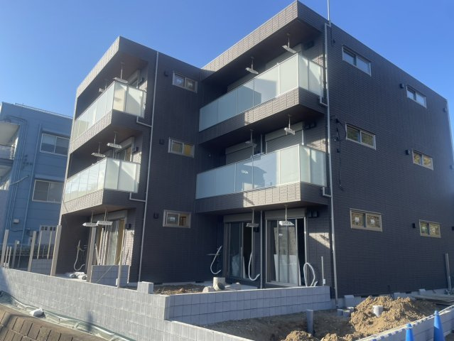 王禅寺西７丁目メゾンのロビー