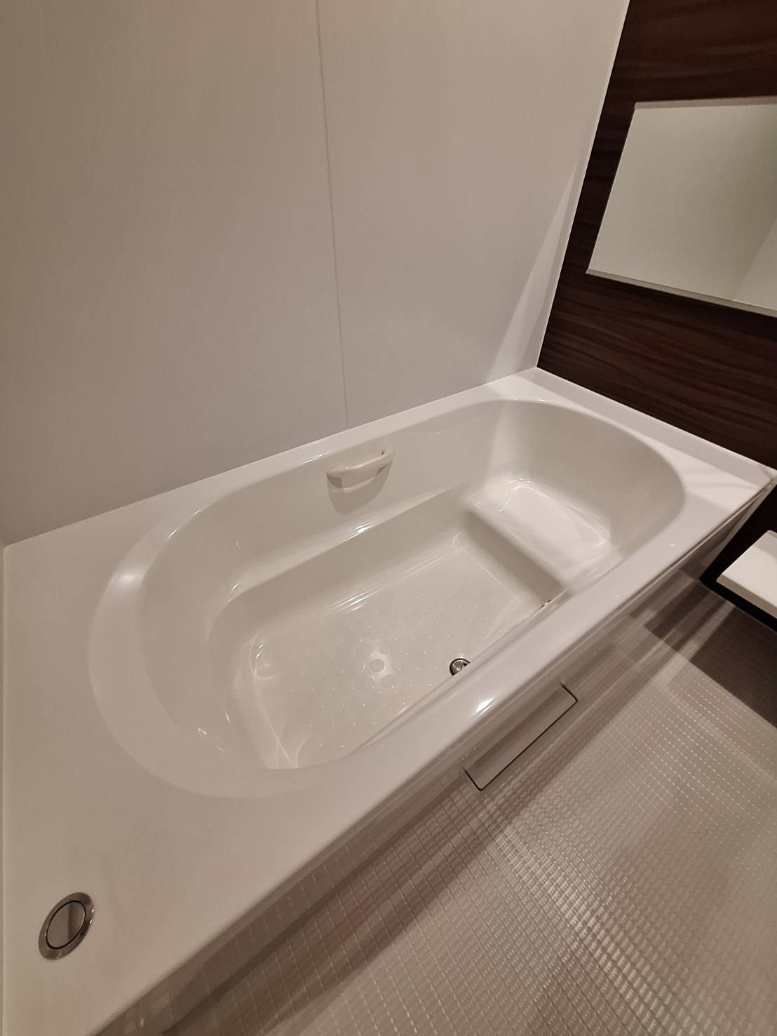 王禅寺西７丁目メゾンの浴室