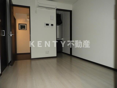 【居間・リビング】 | ナズ多摩川レジデンス