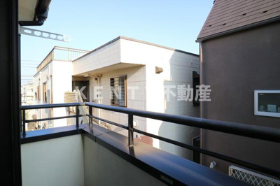 【バルコニー】 | サウス久が原 | 外からの目が気にならないバルコニーで洗濯物が干せます