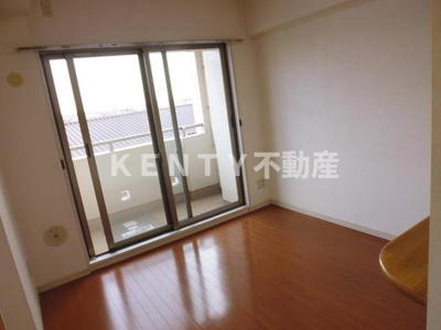 【居間・リビング】 | フロントリー | ゆったりとした居間です