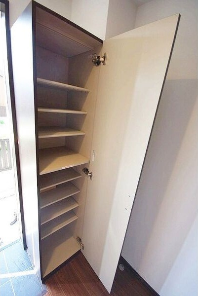 Felicita(フェリシタ)の玄関