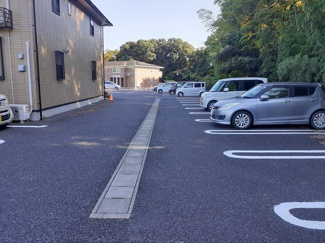 【駐車場】 | パーク・ヒルズ利根　弐番館 | 車をお持ちの方に嬉しい駐車場付きの物件です