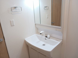 【洗面所】 | パークヒルズ利根六番館 | 脱衣スペースもあります