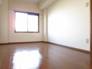 【内装】 | ラ・コモード