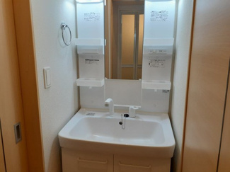 【洗面所】 | パレス　ジェリカⅡーＢ | 明るい洗面所です