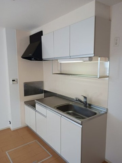 【キッチン】 | アルエット | コンパクトなキッチンで掃除もラクラク