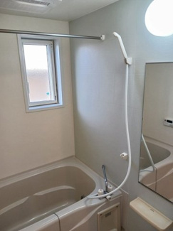 【浴室】 | アルエット | 落ち着いた空間のお風呂です