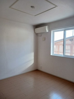 【内装】 | アルエット | おしゃれな内装です