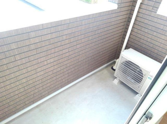 【バルコニー】 | プレステージ | 開放的で明るい空間を演出してくれるバルコニーです