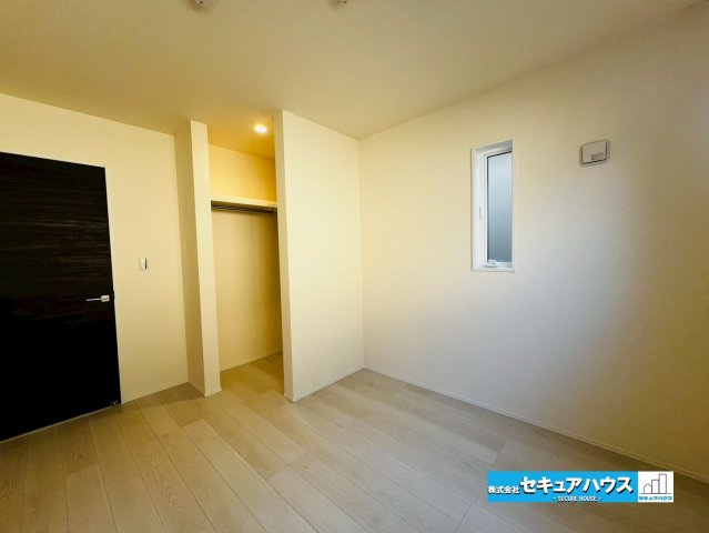 【同施工物件ご案内可能】豊明市栄町新左山　全2棟の内観：施工例|【バルコニーイメージ】
◆見晴らしもよく、太陽の温かな温もりをめいっぱい受け止めてくれます。
太陽の光と爽やかな風を受けたお洗濯物はあっという間に乾き、取りこむ時には太陽の匂いを感じられそうですね。　