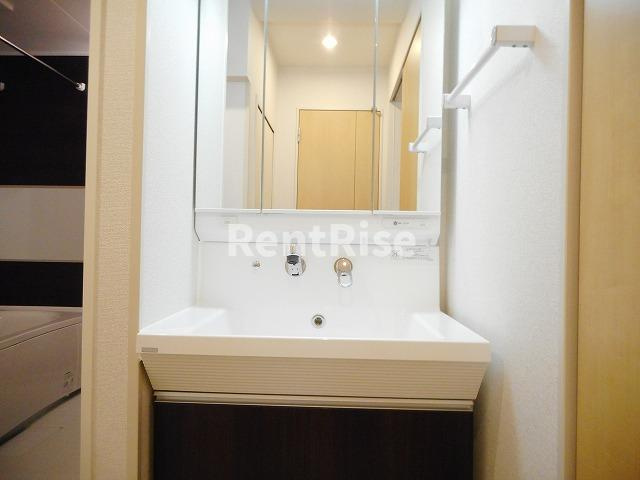 チェリッシュ岩船の洗面所|バス