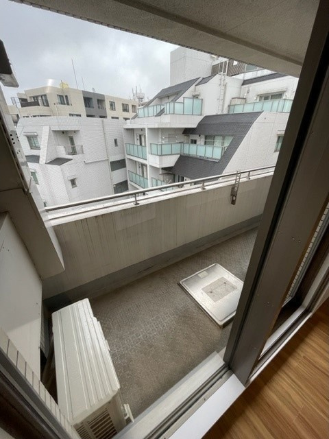 リテラス学芸大学のバルコニー