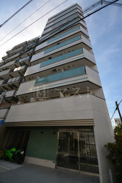 ブラン弁天町駅前の外観