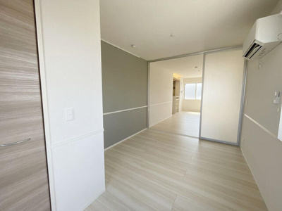 【寝室】 | グラナーデ加賀