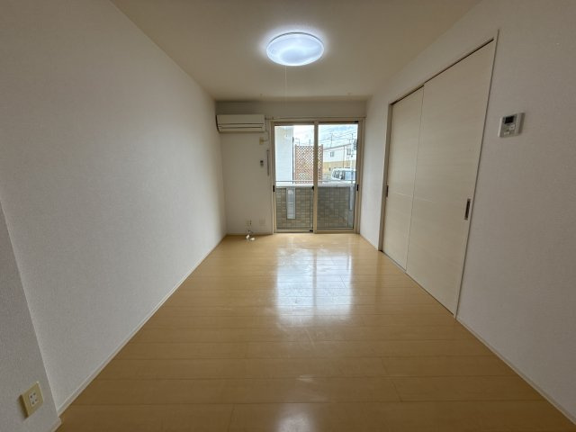 姫路市白浜町のハイツの居間・リビング