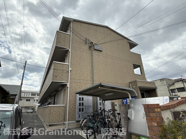 姫路市白浜町のハイツの外観