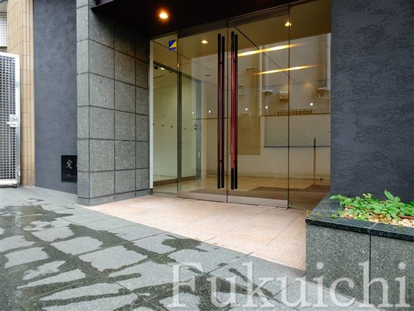 リテラス学芸大学のエントランス