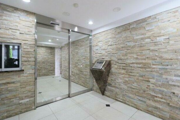 プレスタイル田端のエントランス