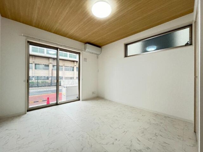 【居間・リビング】 | コンフォート蕨ＷＥＳＴ |  