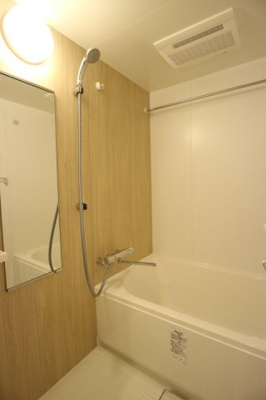 【浴室】 | プラウドフラット浅草 | 浅草の賃貸物件。
「プラウドフラット浅草」のことなら(株)メイワ・エステートへお任せください。